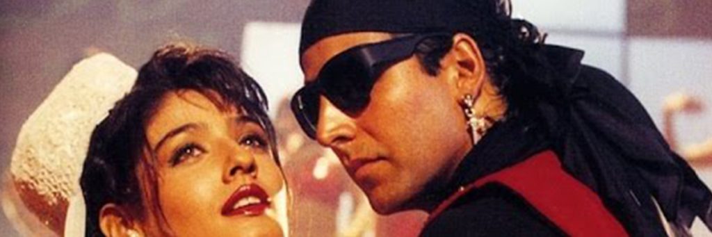 Raveena Tandon and Akshay Kumar Starrer Tu Cheez Badi Hai Mast Mast Song